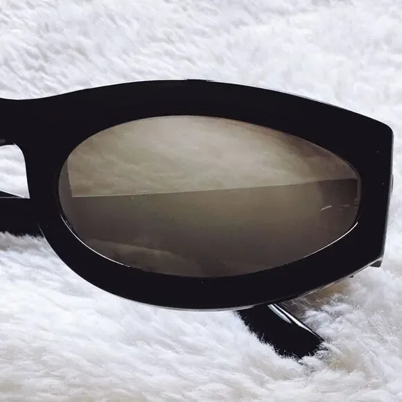 Francis Mirrored Black Cat-Eye Sunglasses - Picture 2 of 15